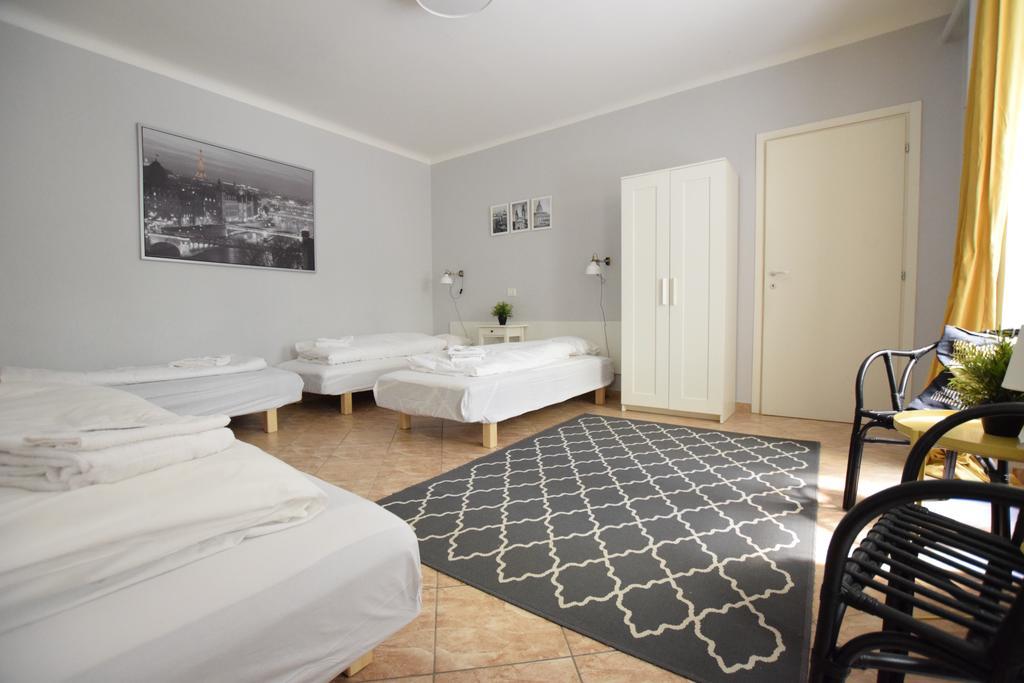 Budget Apartment By Hi5 - Revai Koz Budapest Eksteriør billede
